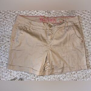 Khaki women’s shorts